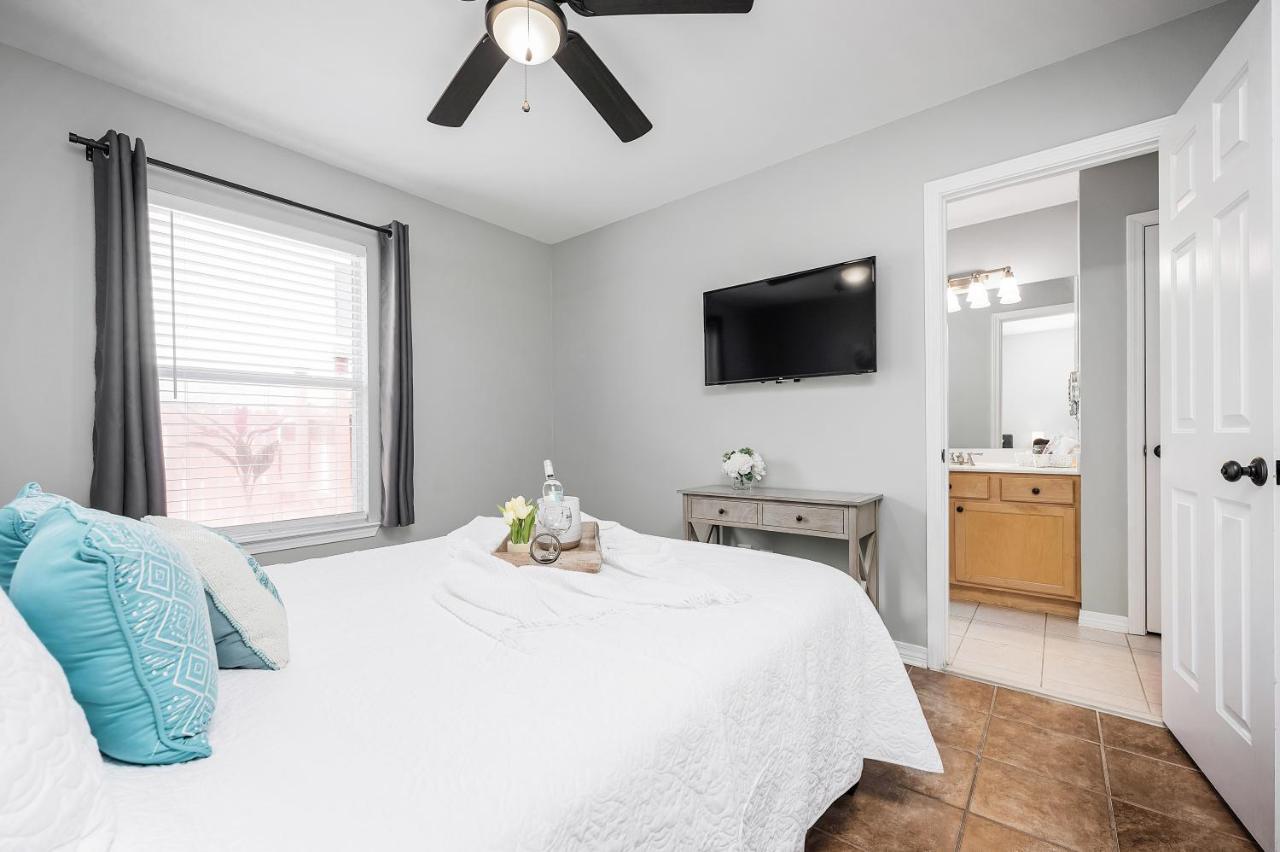 Private Beach Access, Fenced Yard & Pet Friendly, Pool, Cabana Life Beach House Destin Bagian luar foto